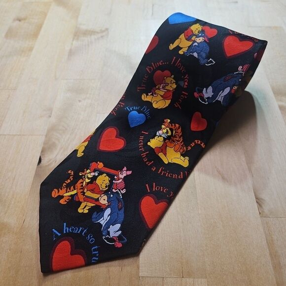 Disney Winnie The Pooh Men's Black Blue Red Hearts Tigger Eeyore Piglet Neck Tie - Picture 1 of 9